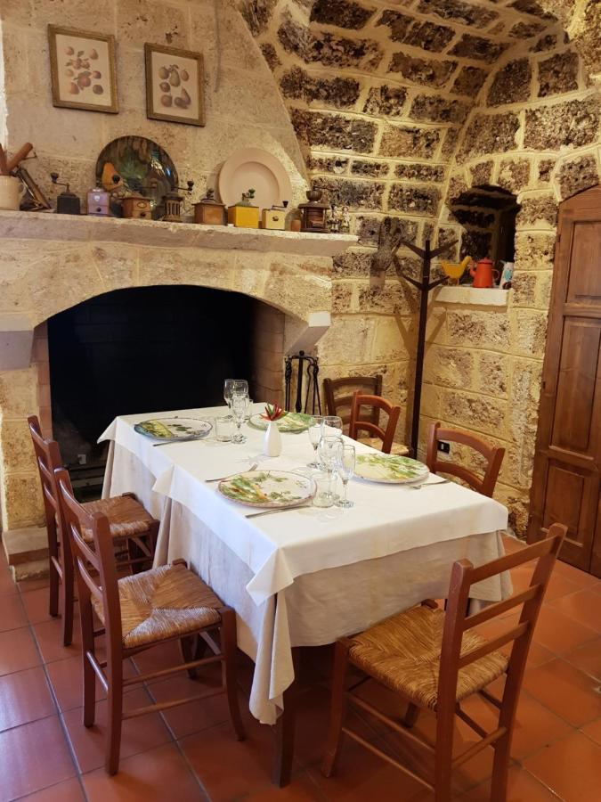 Tenuta Patruno Perniola Gioia Del Colle Luaran gambar