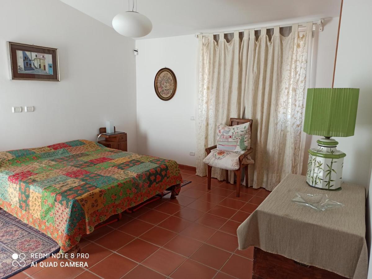 Tenuta Patruno Perniola Gioia Del Colle Luaran gambar